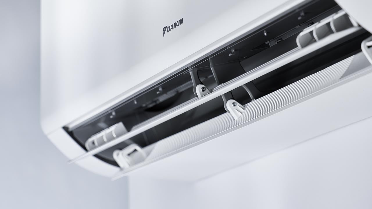 Daikin Perfera FTXM20A R32 WiFi Inverter Wand-Klimageräte-Set 2,6 kW