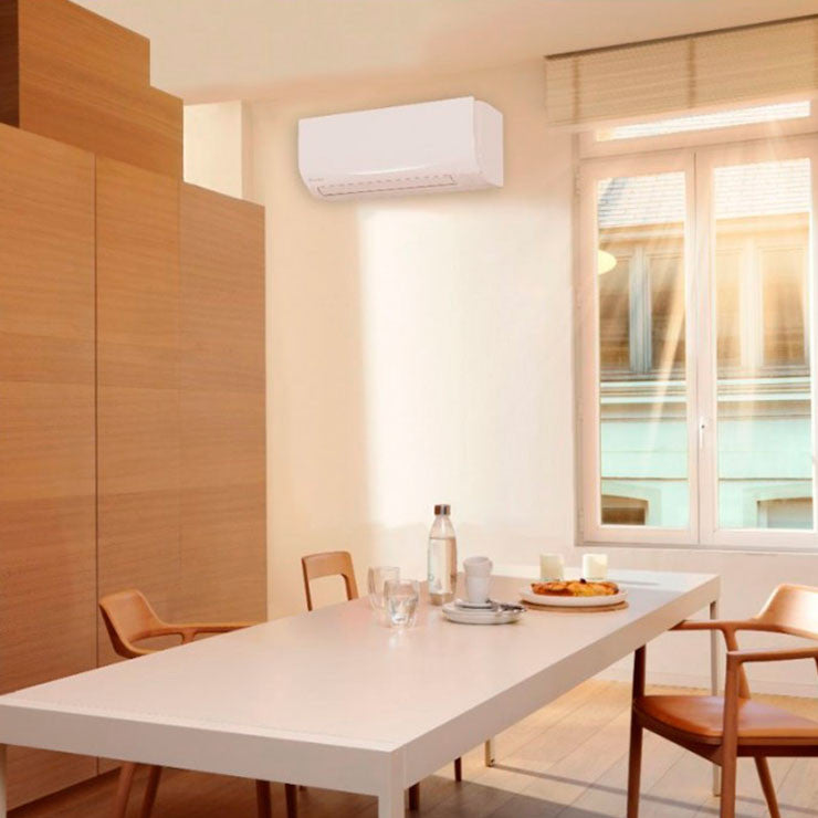 Daikin Sensira 12000 BTU Split Klimaanlage R32 Inverter – A++ WiFi Wärmepumpe für 25–35 m² [FTXF35F + RXF35F]